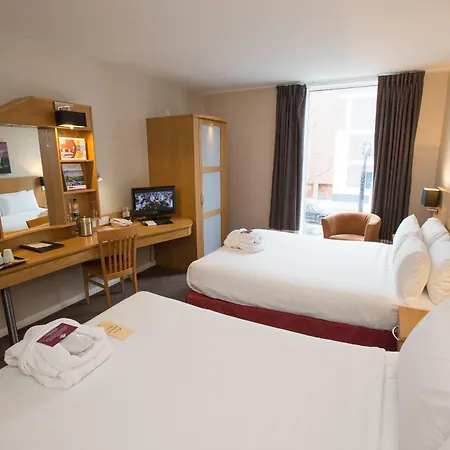 Hotel Future 4*