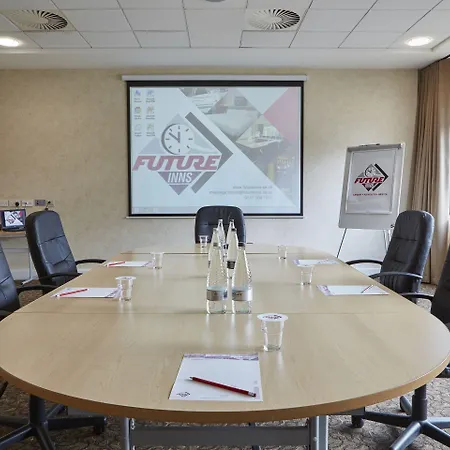 Hotel Future 4*