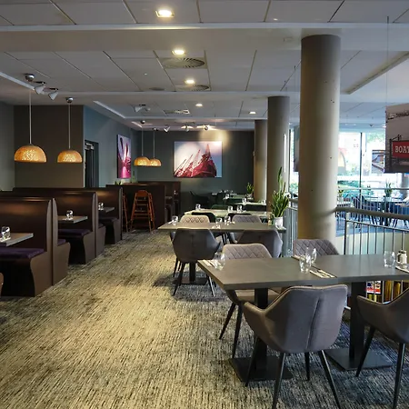 퓨처 인 브리스톨 호텔 4*