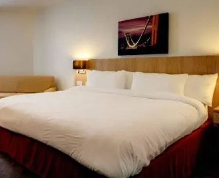 Future Hotel 4*