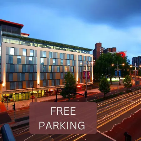 Готель Future 4*