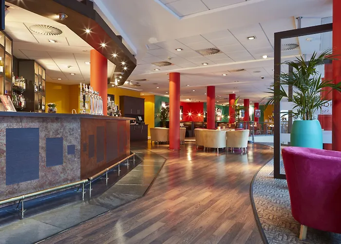 Future 4* Бристоль