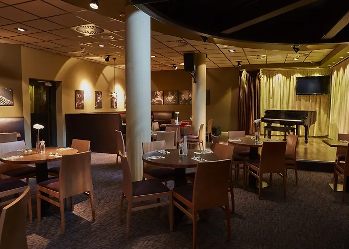 Готель Future Бристоль