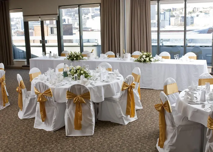 Готель Future Бристоль